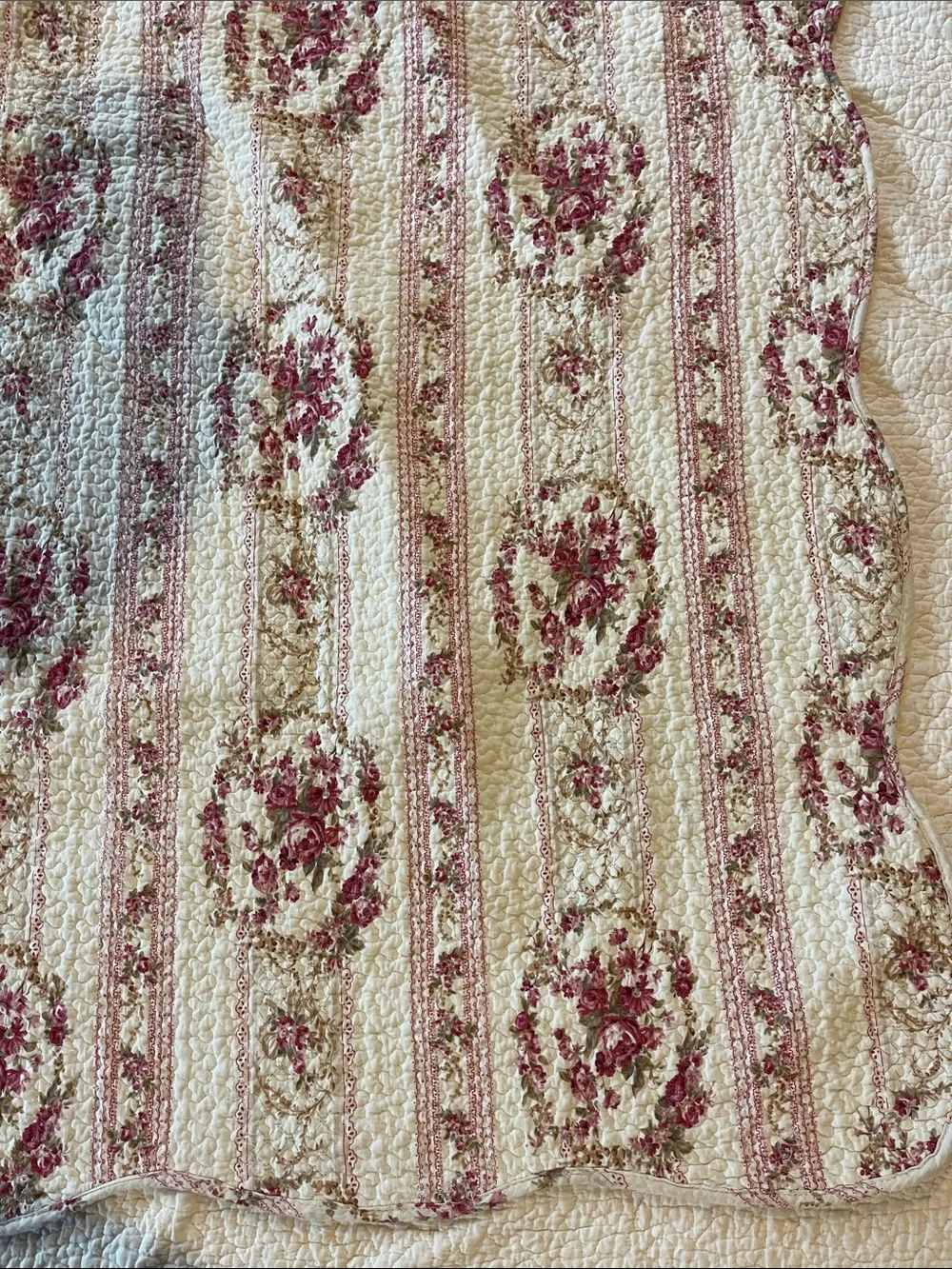 Floral Quilted embroidered Throw Blanket in Cream and Rose reversible